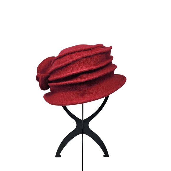 Vtg Red Wool Cloche Hat Floral Accent Sz 57cm Flapper Bob Ruffle Knit Retro 20s - Picture 8 of 9